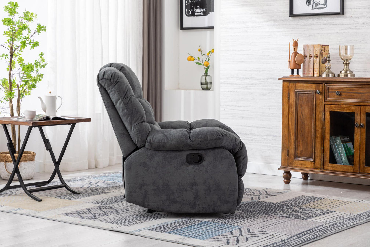 Classic Manual Relciner，suitable for living room&bed room, sofa with soft fabric and modern padded arms and back, arm chair