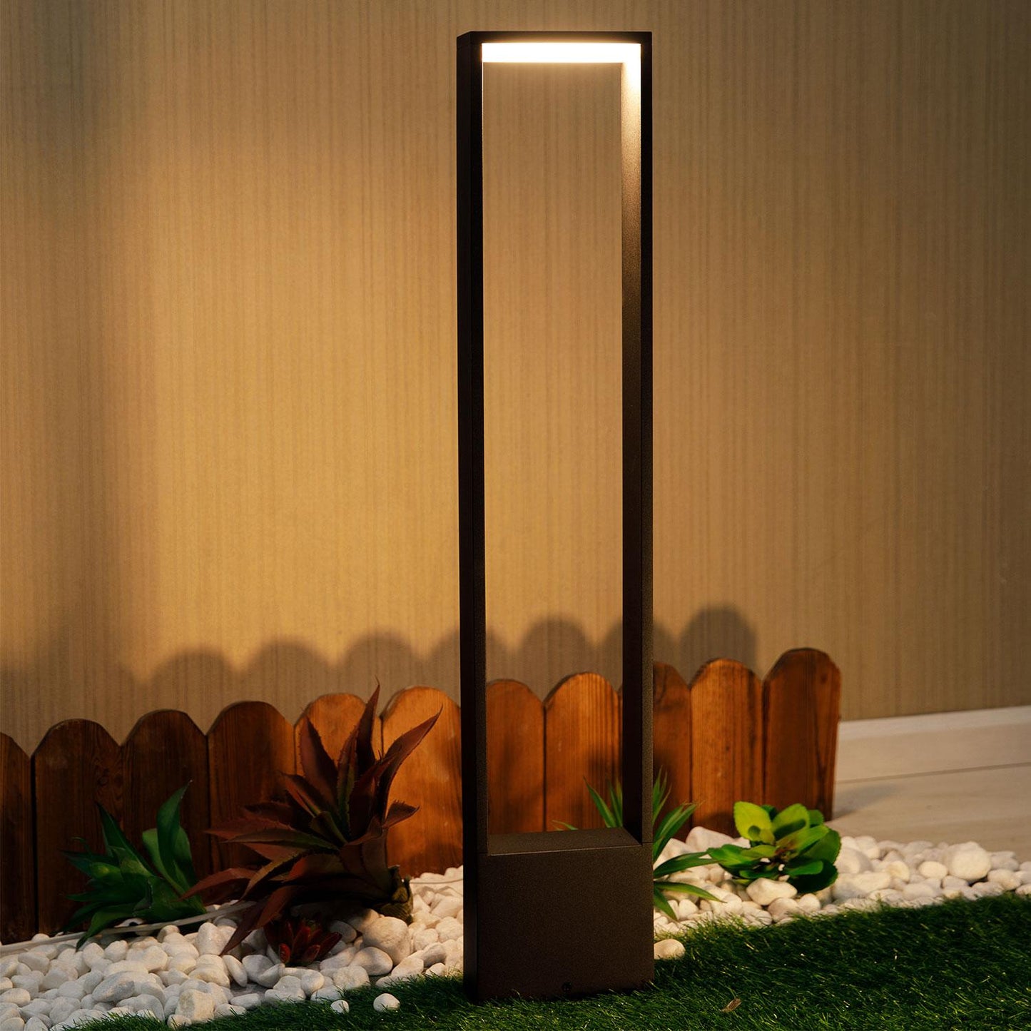 Outdoor Bollard Lamp/Path Light
