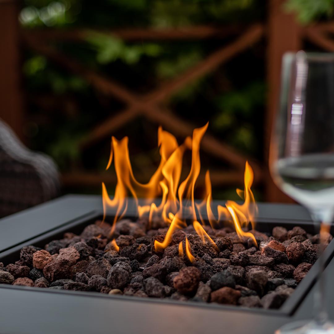 28in Square Propane Fire Pit Table Wicker-Look 50,000BTU Gas Fire Pit Table