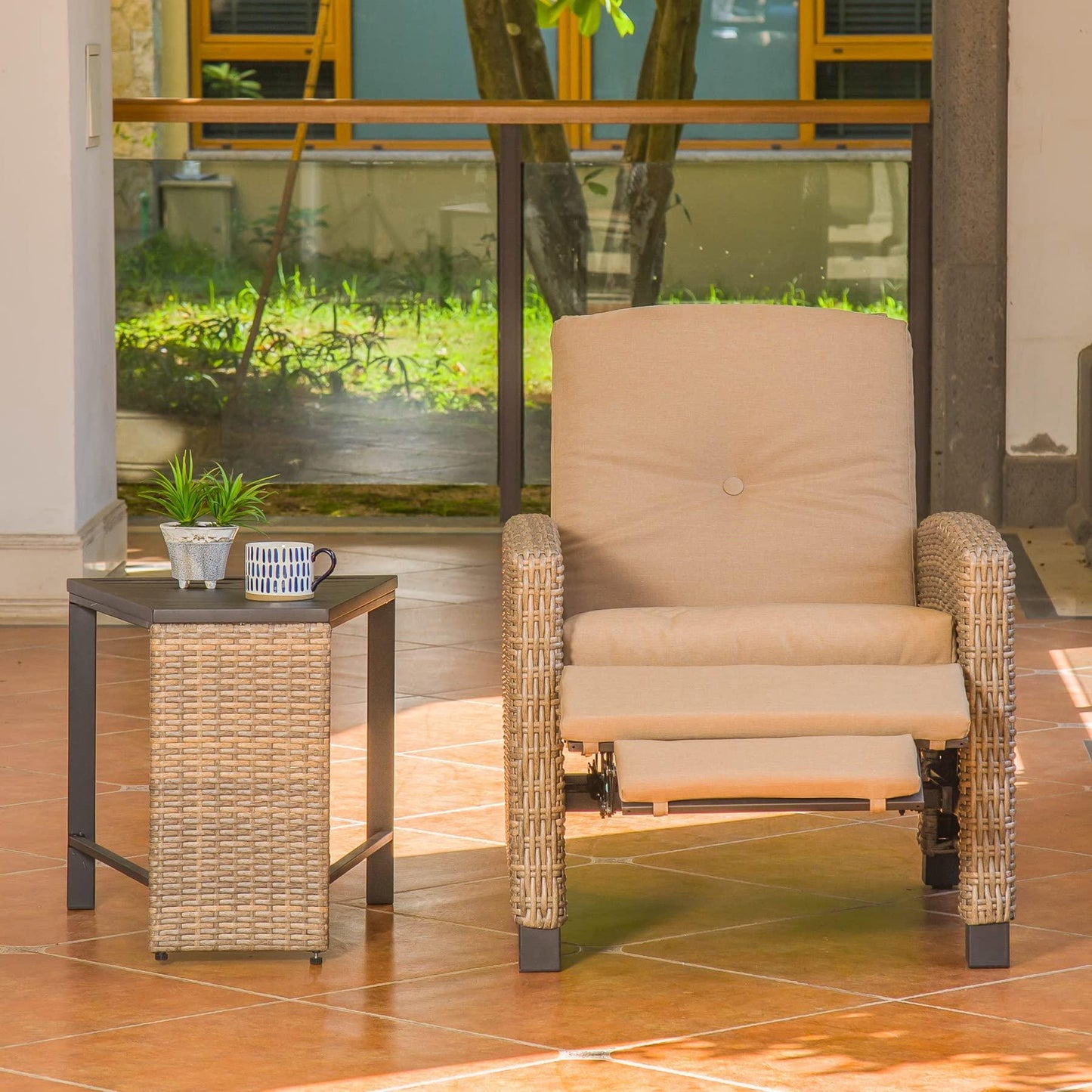Domi Indoor & Outdoor Recliner, All-Weather Wicker Reclining Patio Chair